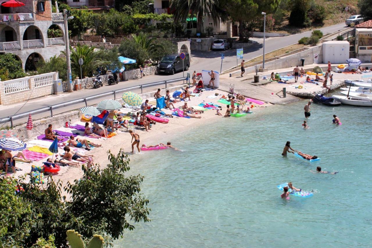 Apartments By The Sea Businci, Ciovo - 9450 Trogir Exterior photo