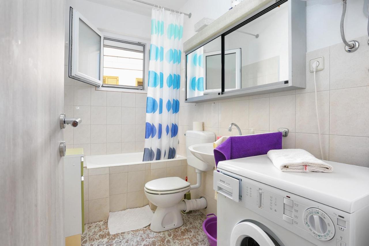 Apartments By The Sea Businci, Ciovo - 9450 Trogir Exterior photo